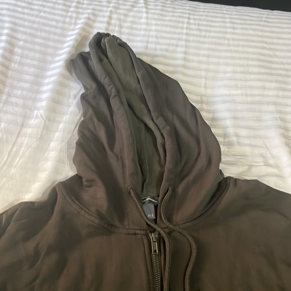 BRAND NEW OLIVE GREEN EDDIE BAUER ZIP UP HOODIE SIZE LARGE - Picture 2 of 4